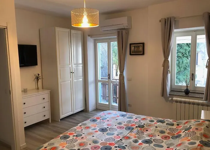 Villa 'piccolo Paradiso' *