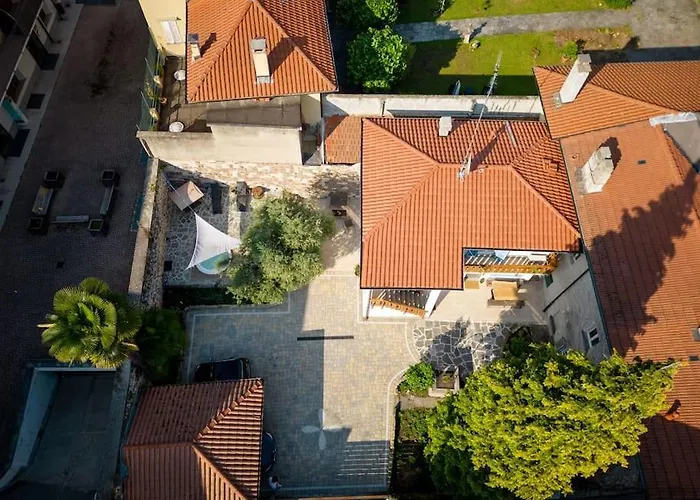 'piccolo Paradiso' Villa *